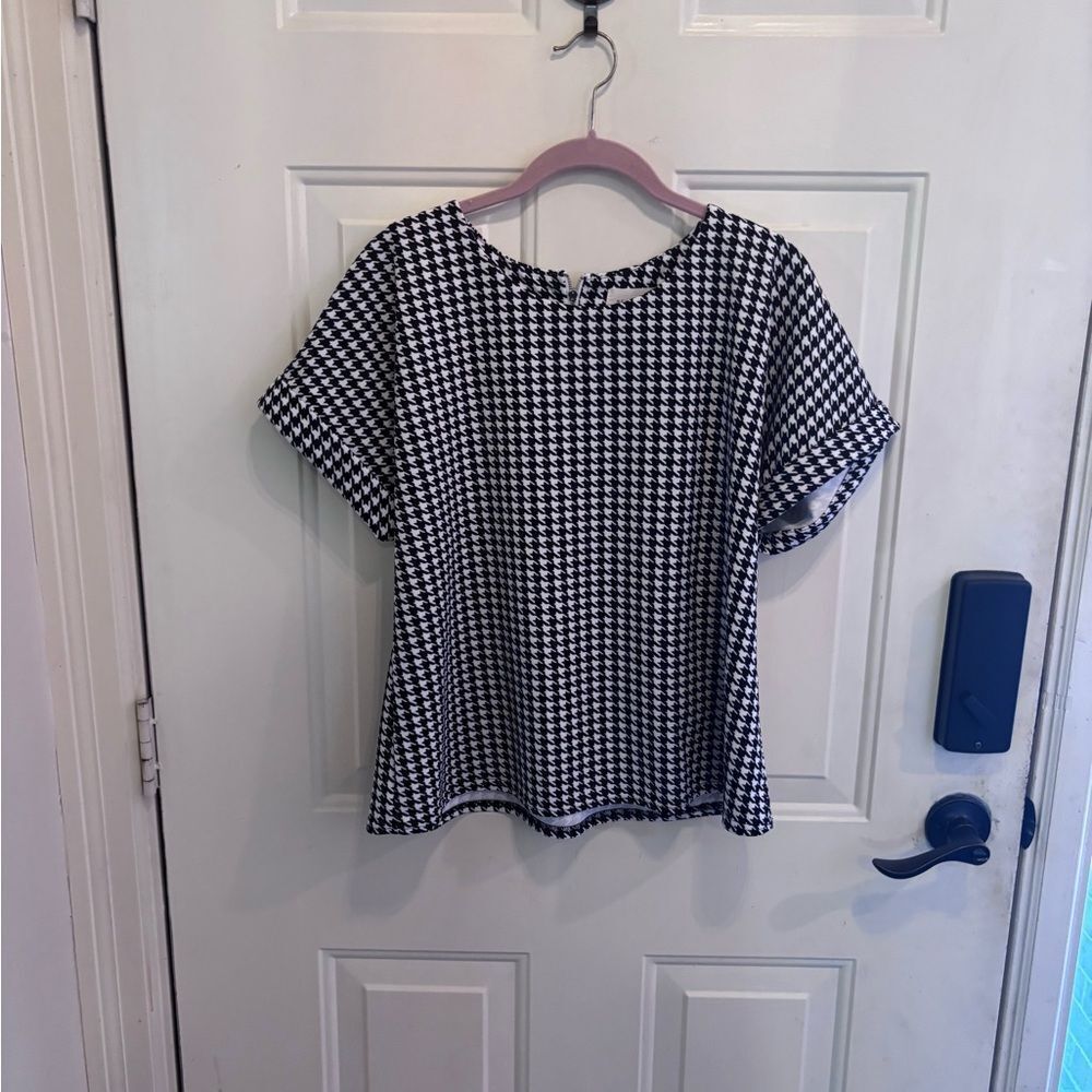 Anthropologie MELLODAY Classic Black and White Houndstooth Women's Top - Picture 4 of 4